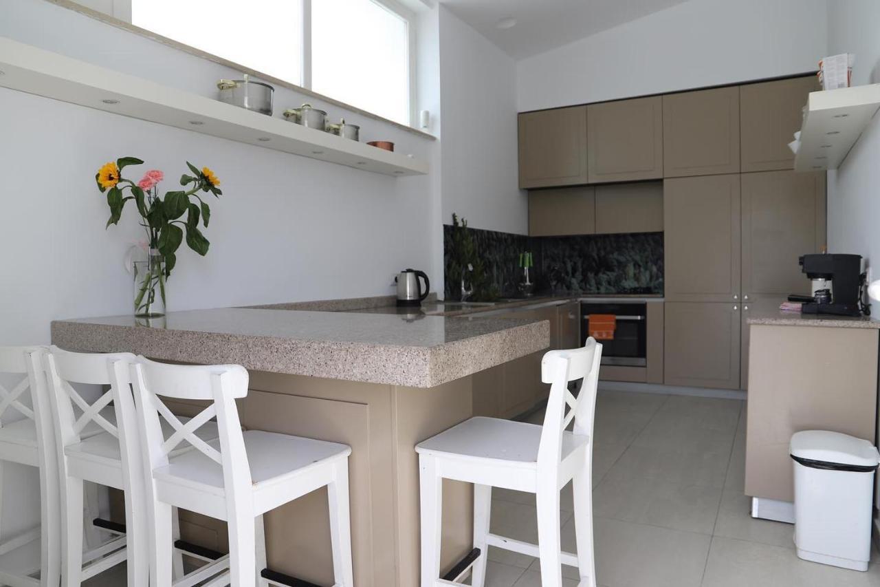 Privacy Eco Of 2023 @ Teg Hill *