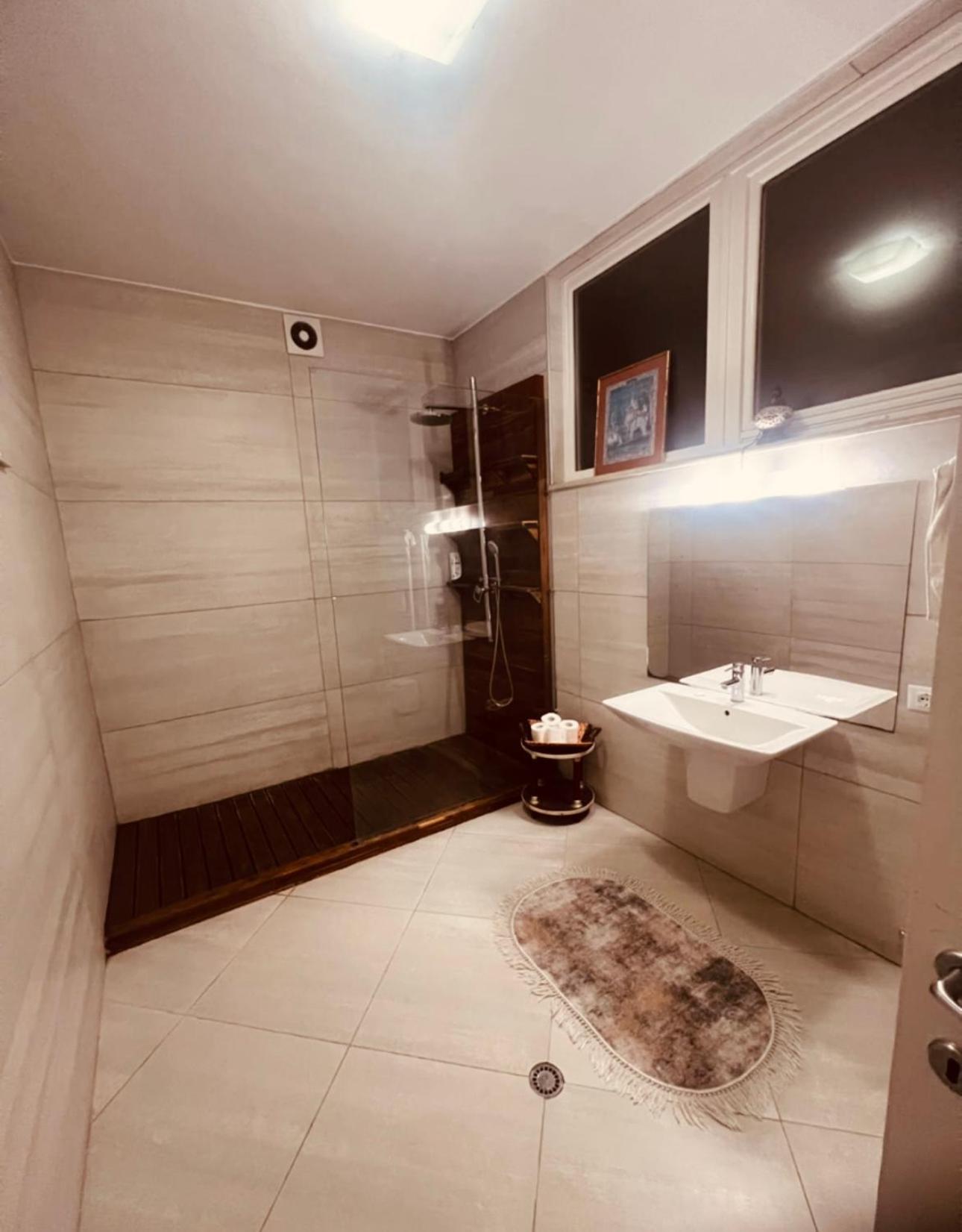 Privacy Eco Of 2023 @ Teg Hill * Tirana